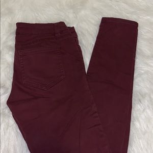 H&M burgundy skinny jeans